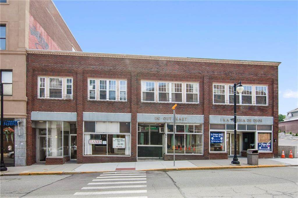 2 Monument Square - Photo 1