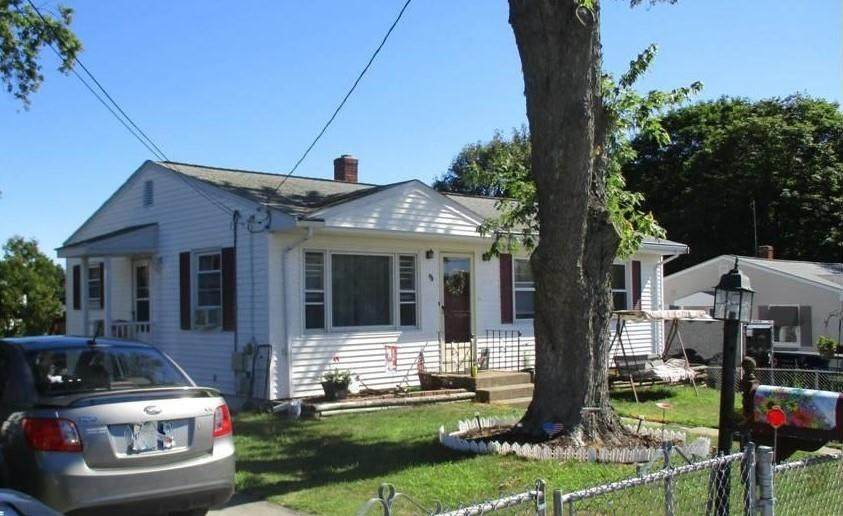 9 Lorraine Avenue - Photo 1