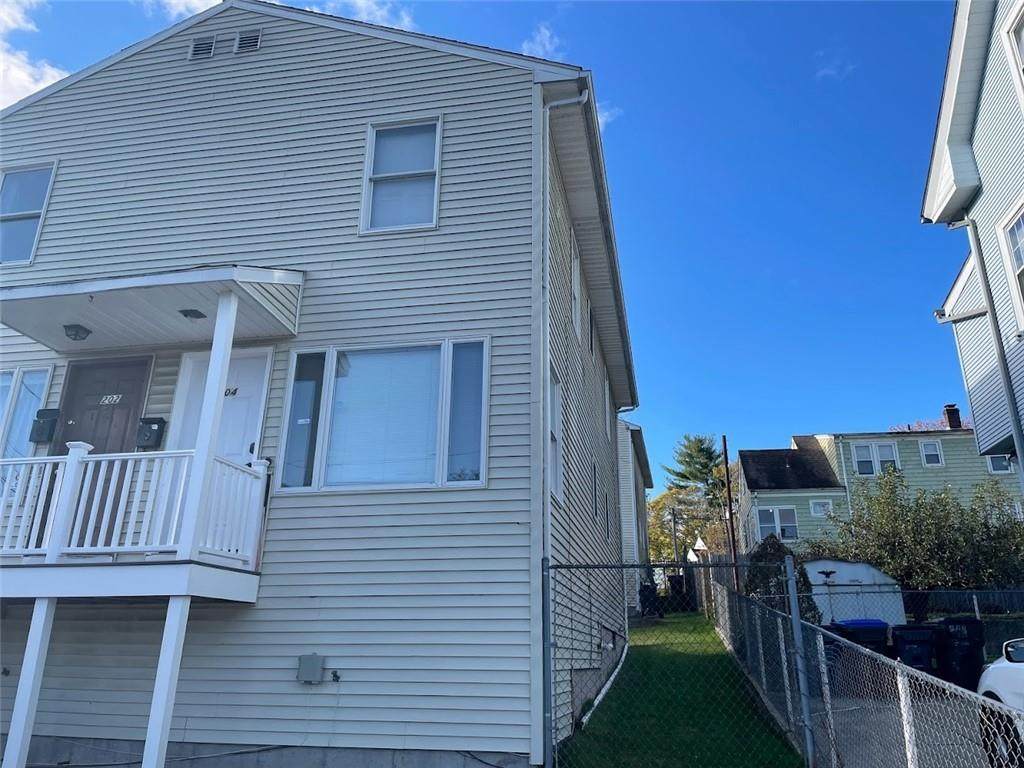 204 Sunbury Street - Photo 1