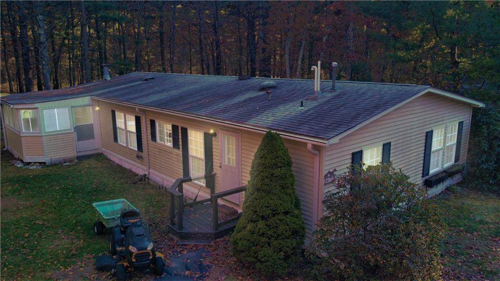 73 Lear Drive - Photo 1
