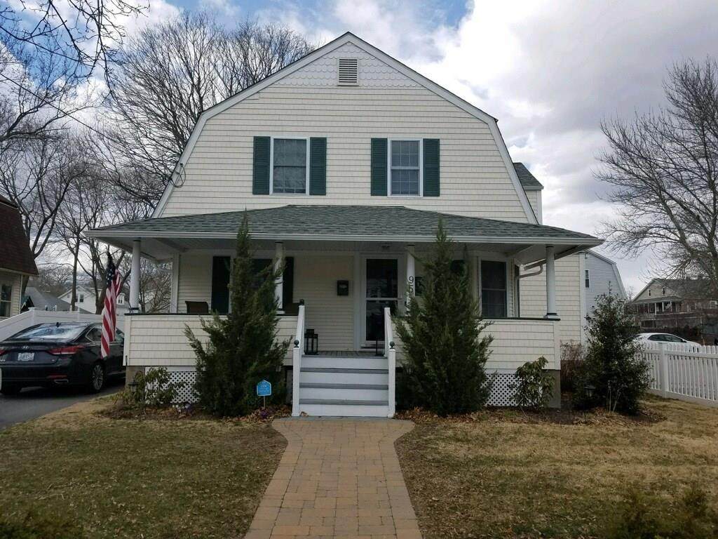 95 Beach Avenue - Photo 1