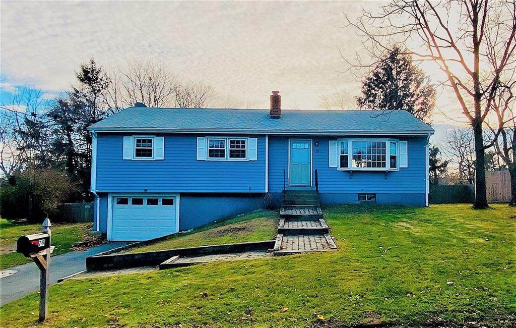 79 Windward Drive - Photo 1