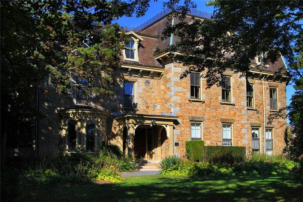 66 Webster Street - Photo 1