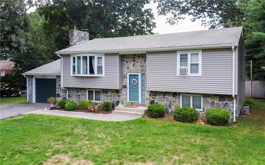 142 Sunrise Drive - Photo 1