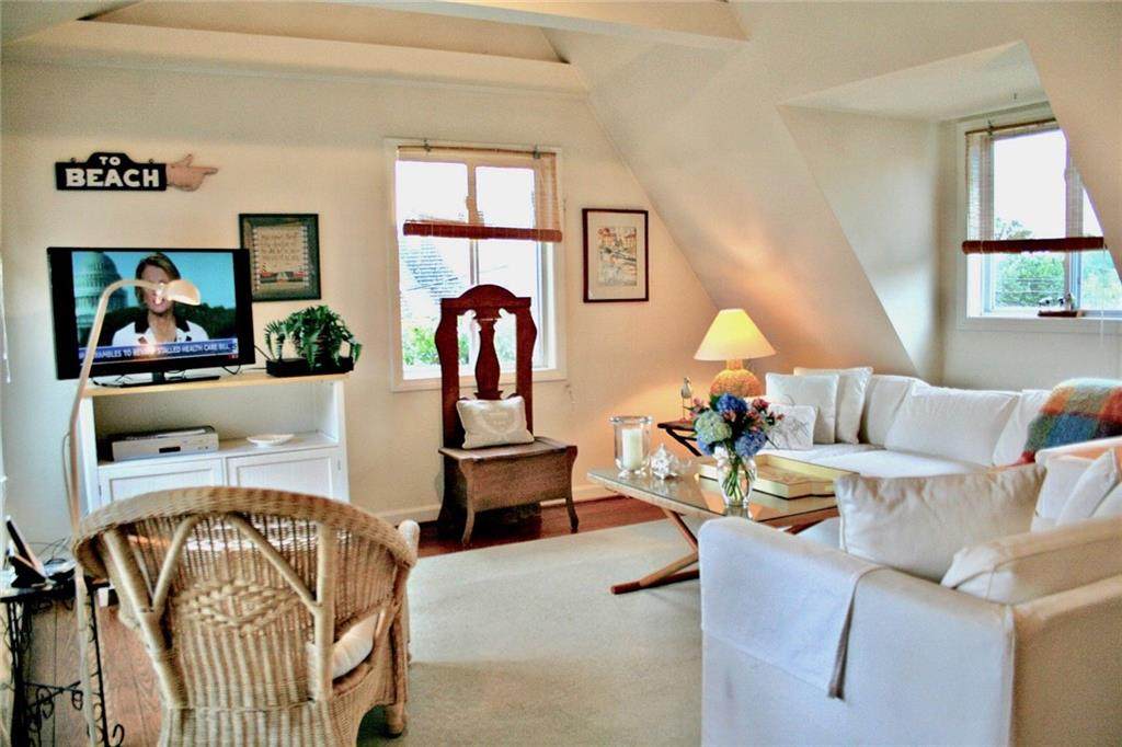 152 Tuckerman Avenue - Photo 1