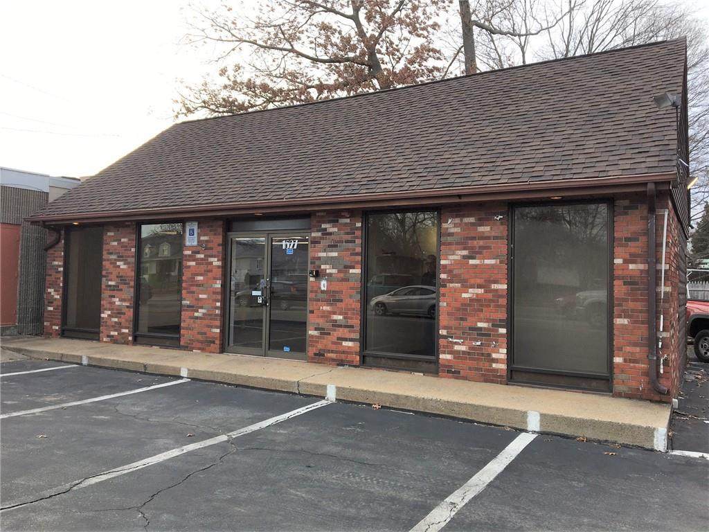 1527 Post Road - Photo 1