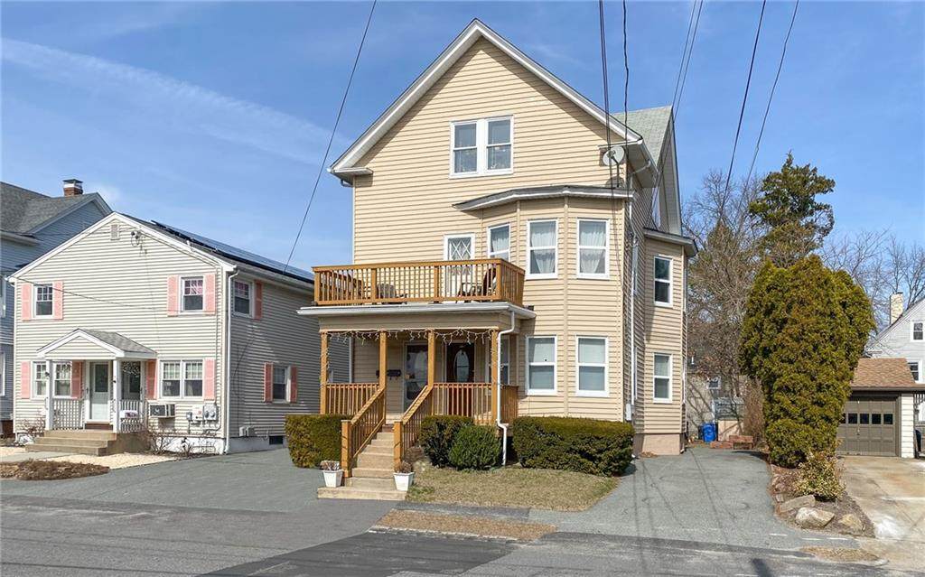 39 Hawthorne Avenue - Photo 1