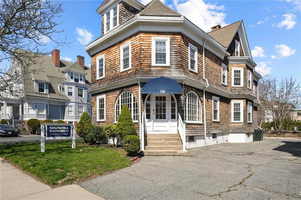 196 Waterman Street - Photo 1