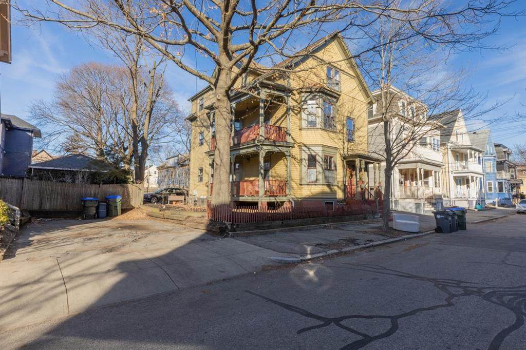 109 Chapin Avenue - Photo 1