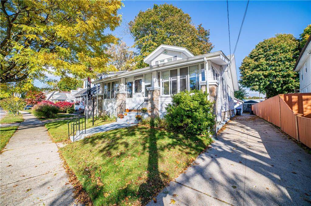 37 Modena Avenue - Photo 1