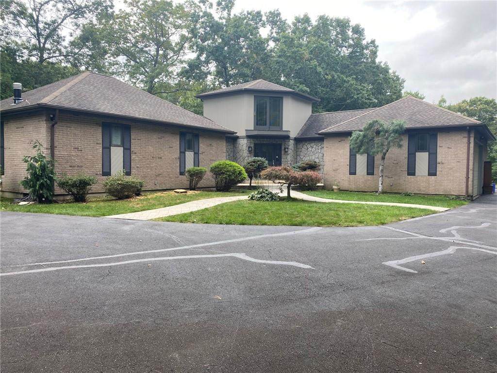 11 Washington Drive - Photo 1