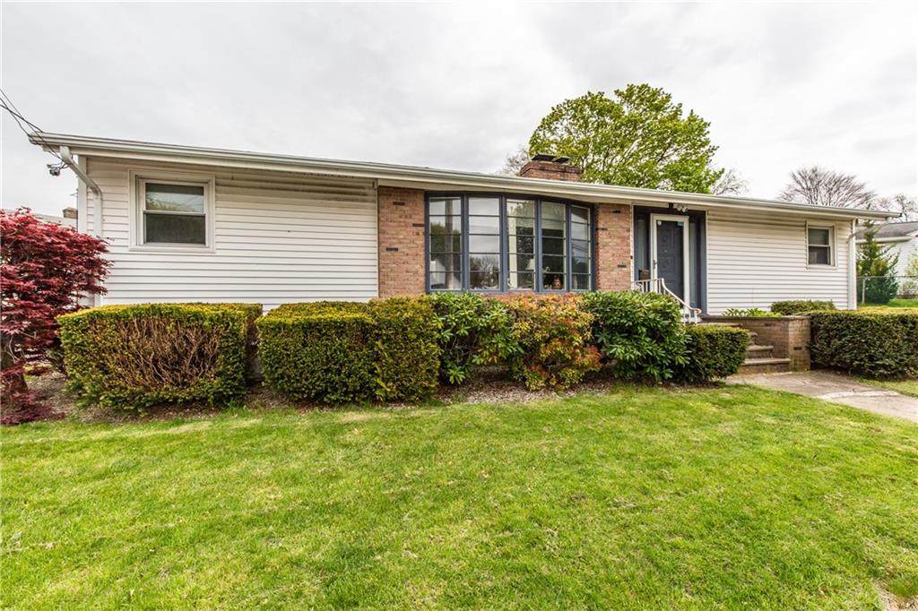 187 Gentian Avenue - Photo 1