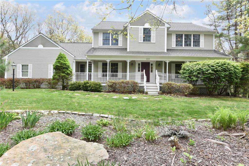 109 Woodridge Drive - Photo 1