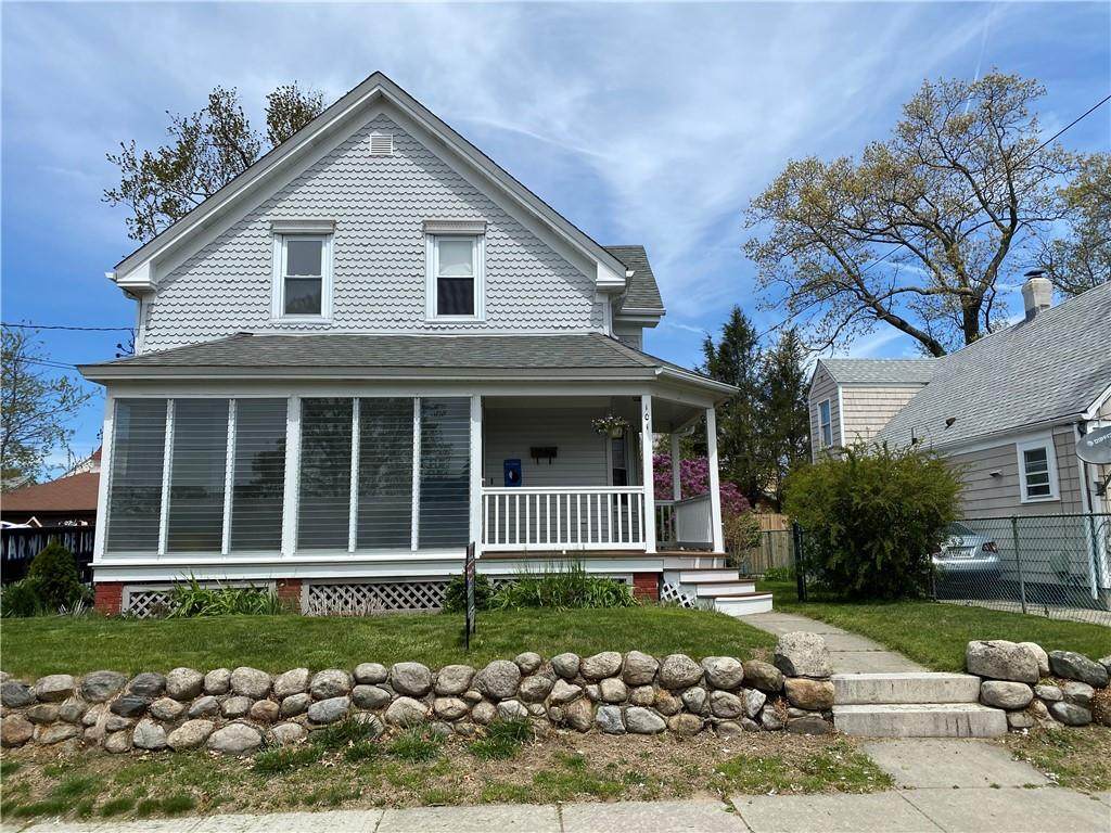 101 Blackamore Avenue - Photo 1