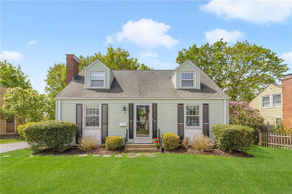 70 King Phillip Drive - Photo 1