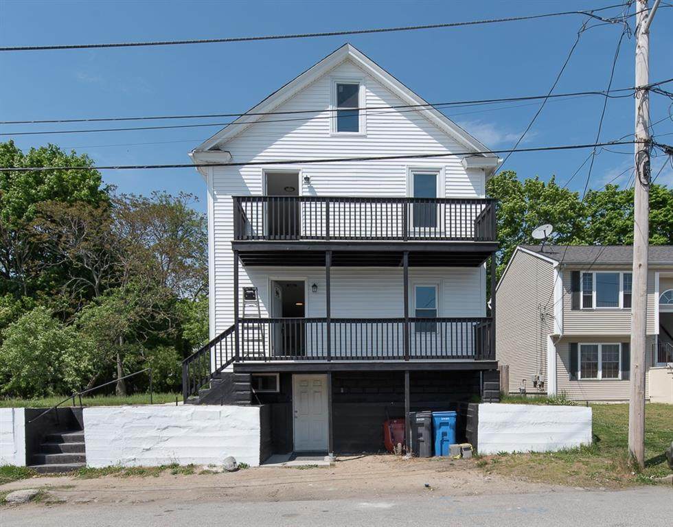 113 Carlton Street - Photo 1