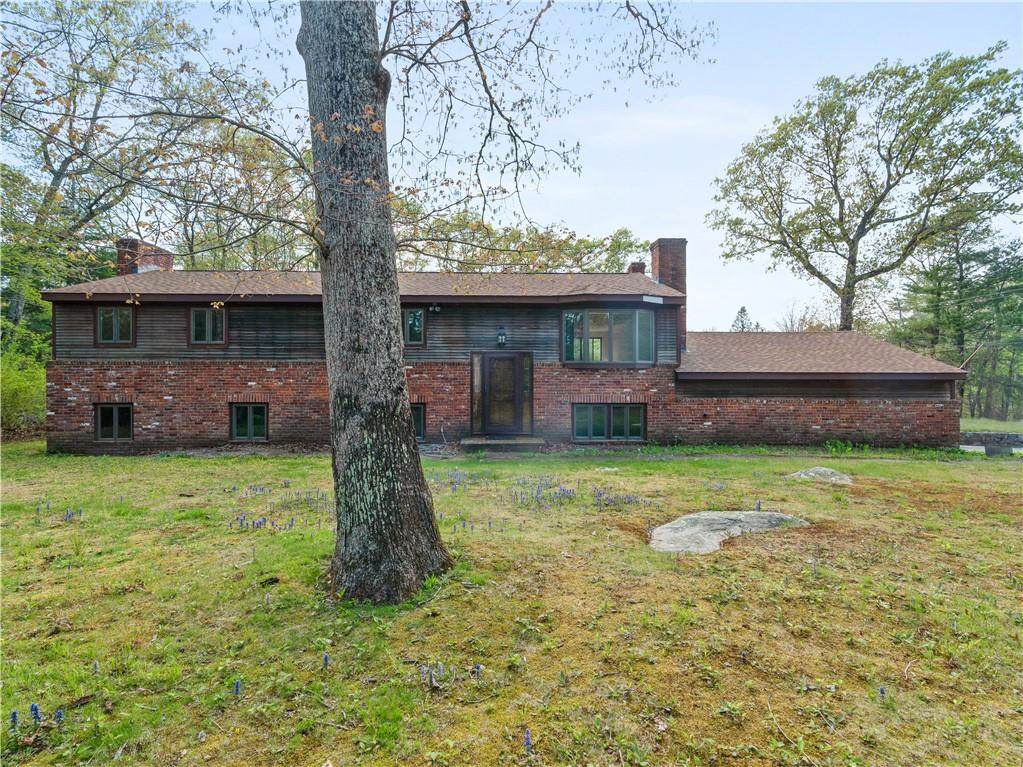 15 Perry Hill Road - Photo 1