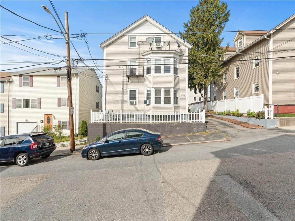 23 Tiffany Street - Photo 1