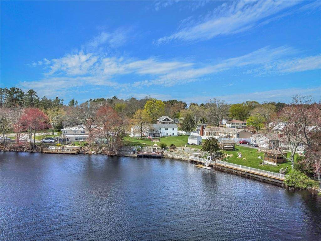 1219 Bay Street - Photo 1