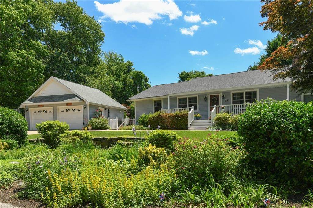 76 Reservoir Circle - Photo 1