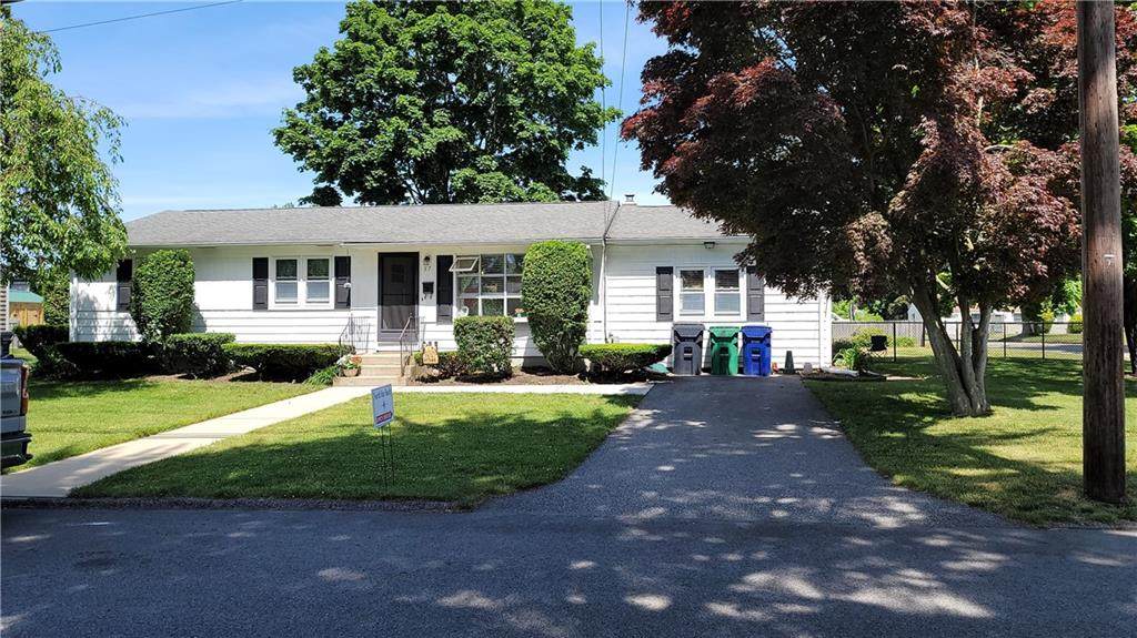 37 Foxcroft Avenue - Photo 1