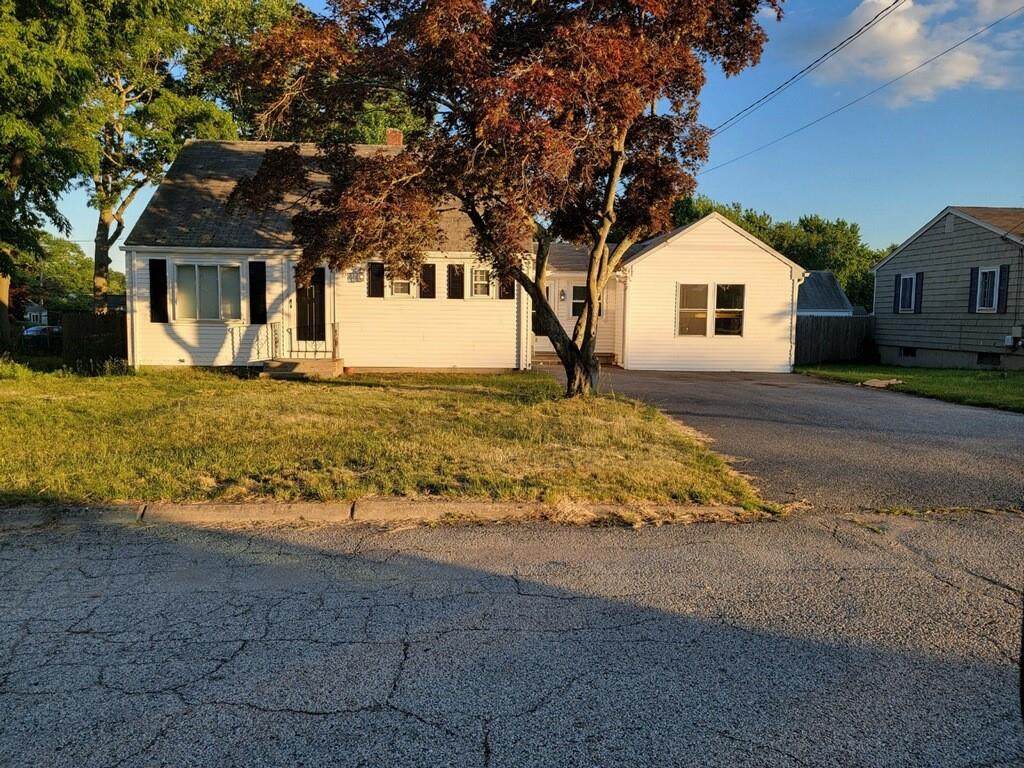116 Bellevue Avenue - Photo 1