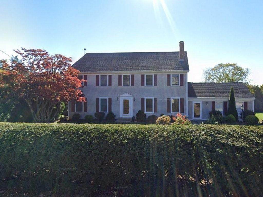 121 Shore Road - Photo 1