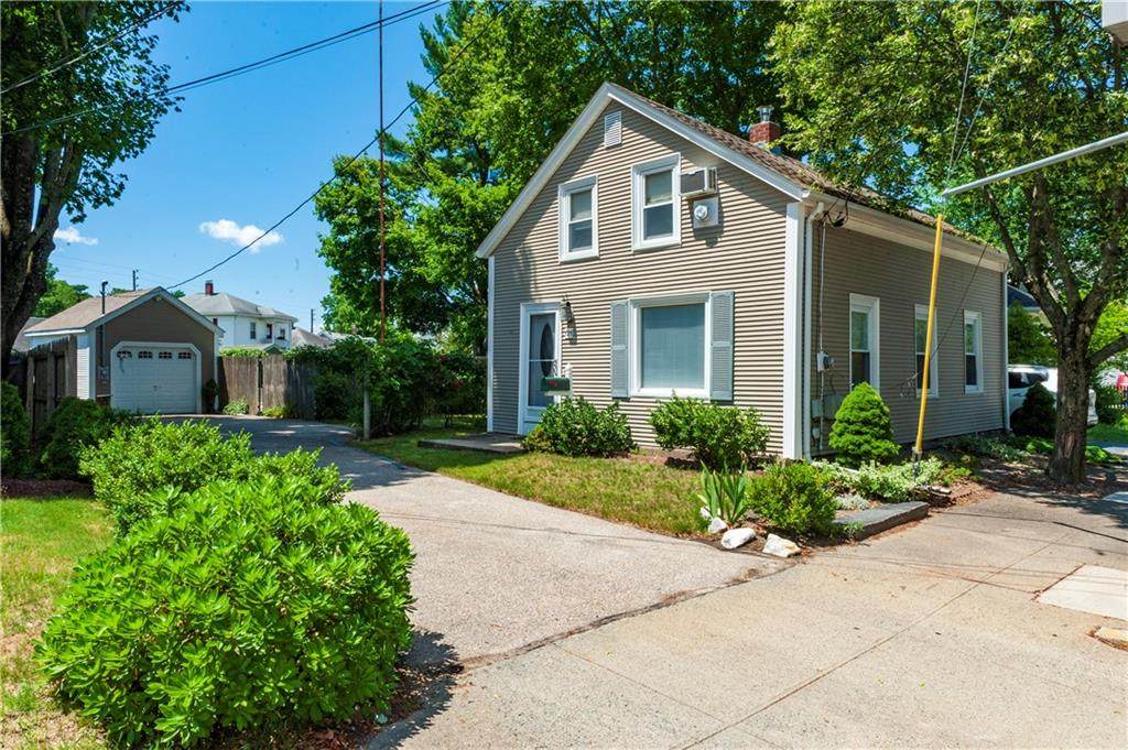 725 Benefit Street - Photo 1