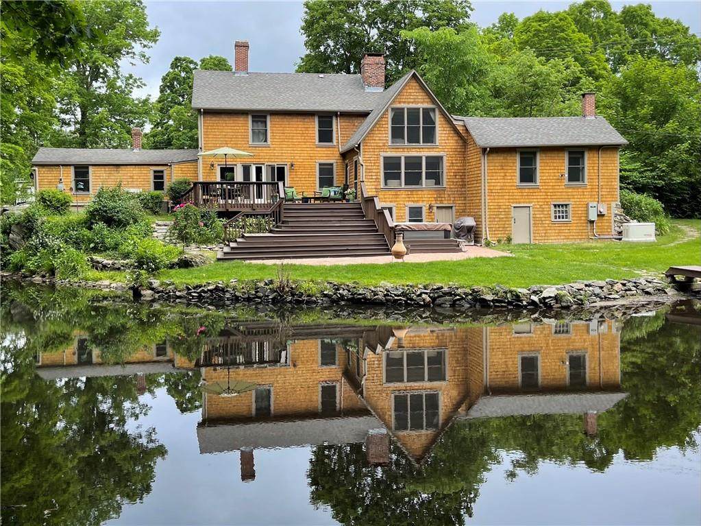 660 Great Road - Photo 1