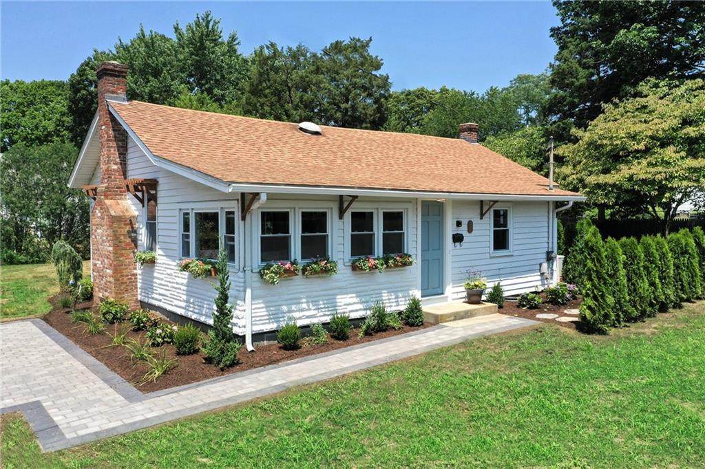 9 Sunset Drive - Photo 1