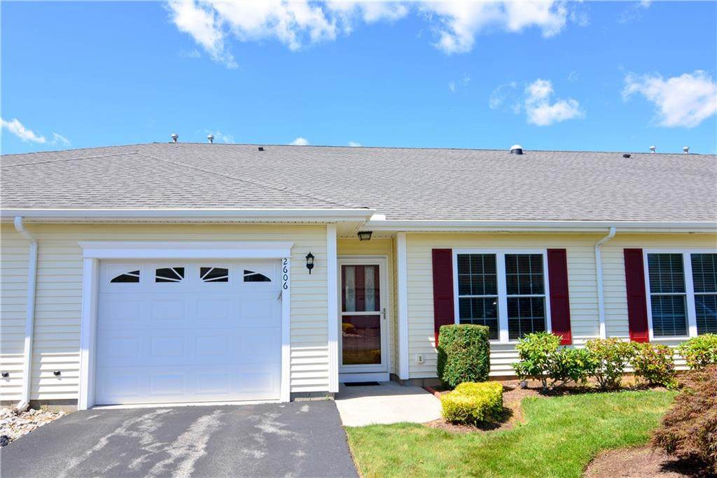 2606 Village Green Circle - Photo 1