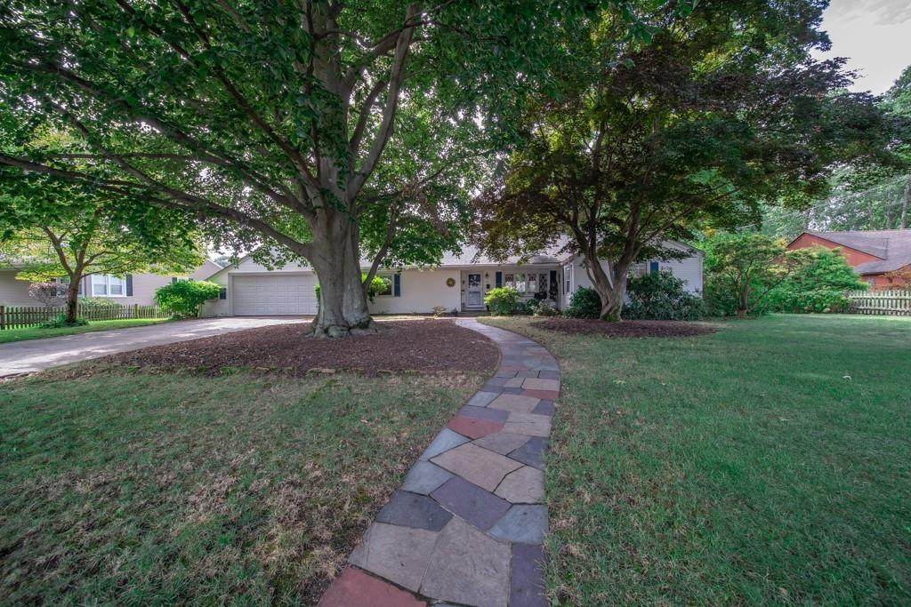 36 Pocono Drive - Photo 1