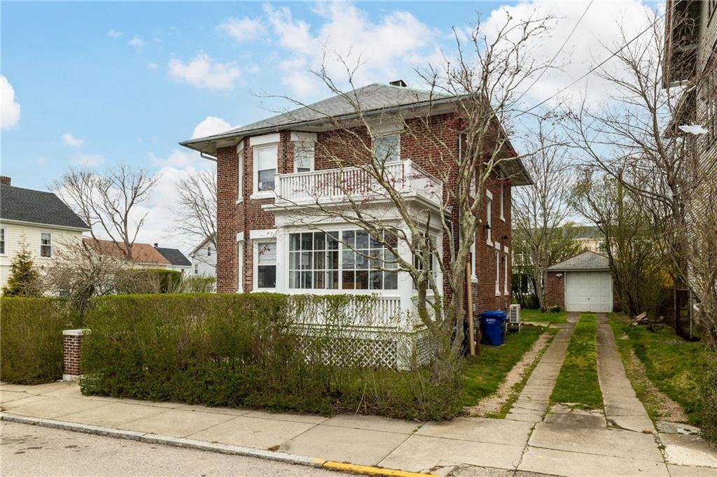 26 Narragansett Avenue - Photo 1
