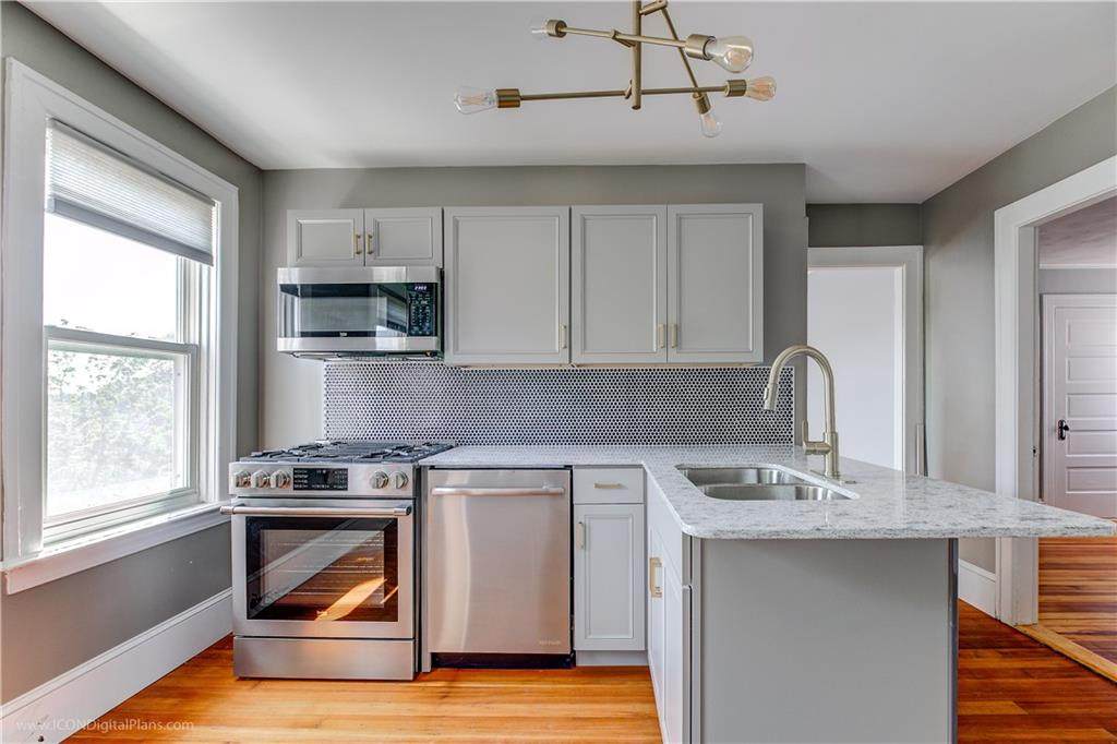 84 11th Street - Photo 1