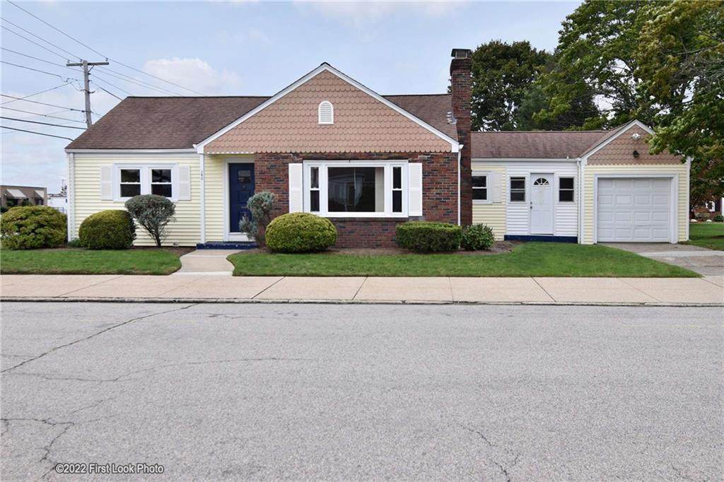 40 Maplewood Drive - Photo 1