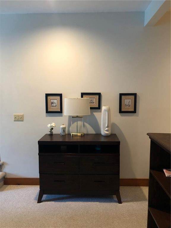 158 Narragansett Avenue - Photo 1