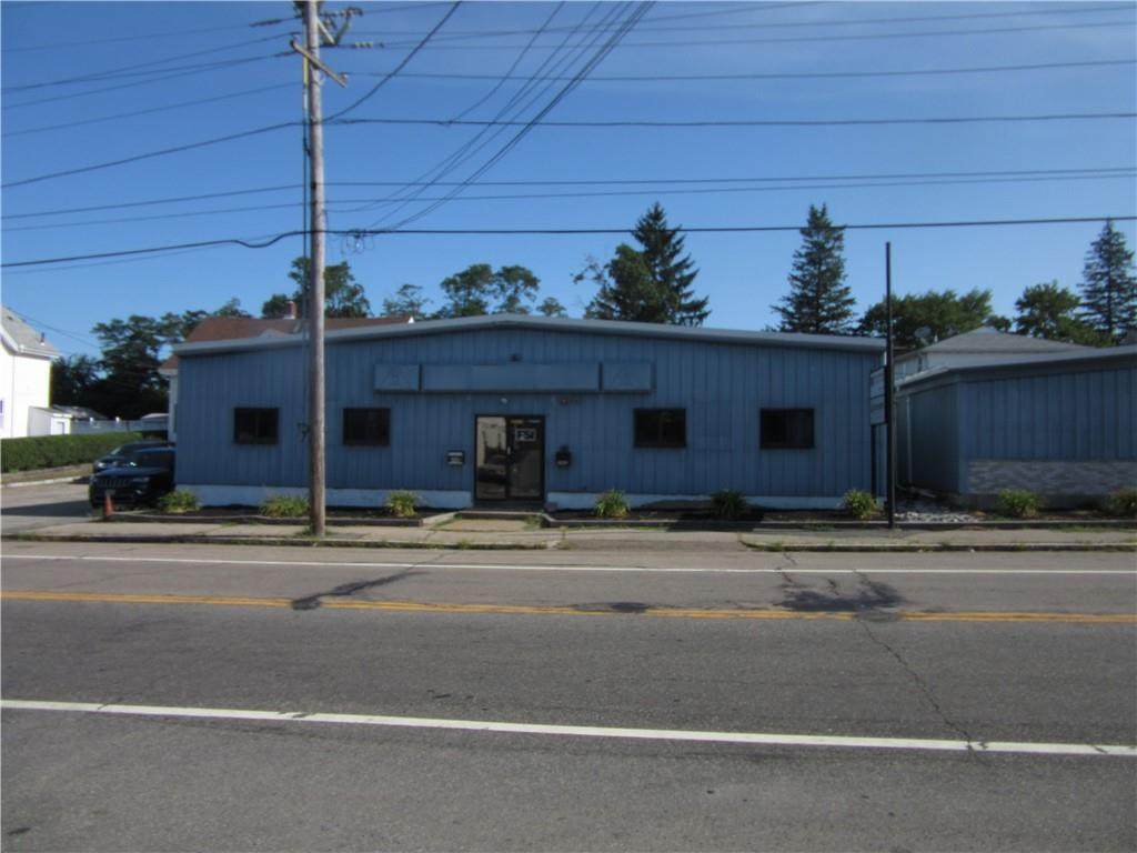 544 Warren Avenue - Photo 1
