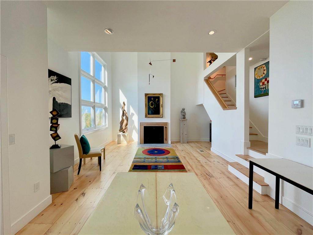 15 Hammersmith Road - Photo 1