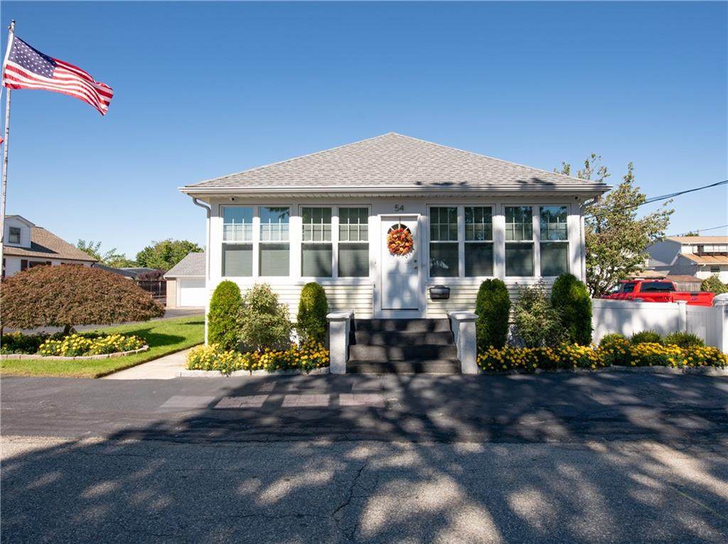 54 Charlotte Street - Photo 1