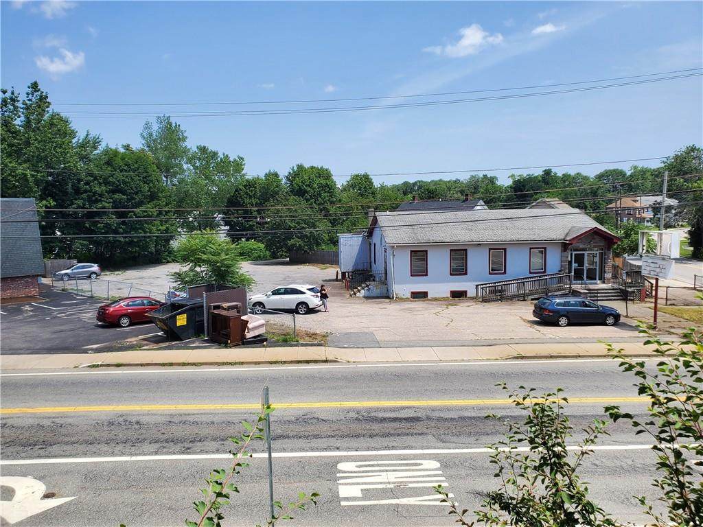 837 Providence Street - Photo 1