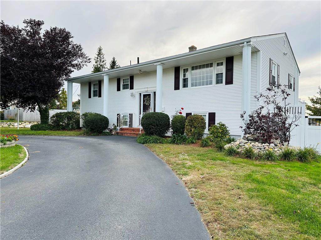 269 East View Avenue - Photo 1