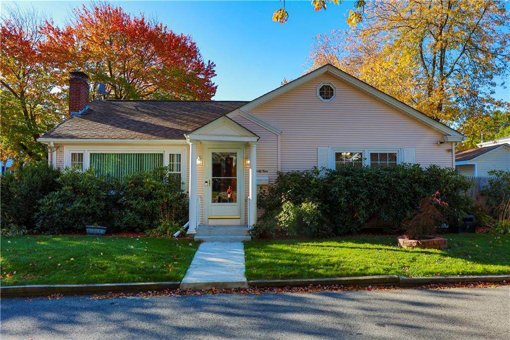 49 Maplecrest Avenue - Photo 1