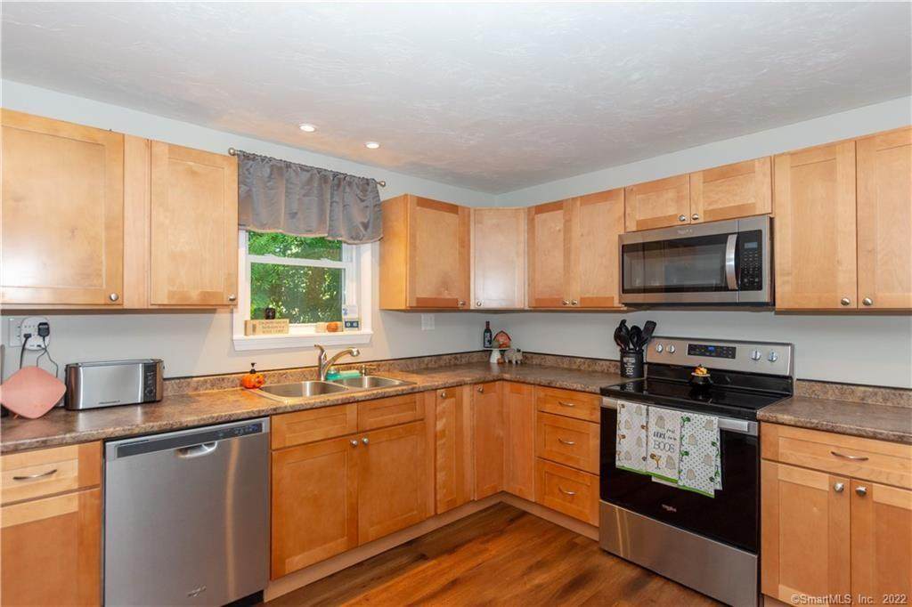 1414 Hartford Pike - Photo 1