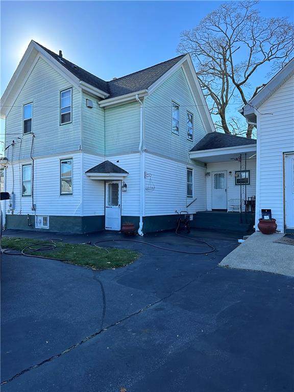 420 Kenyon Avenue - Photo 1