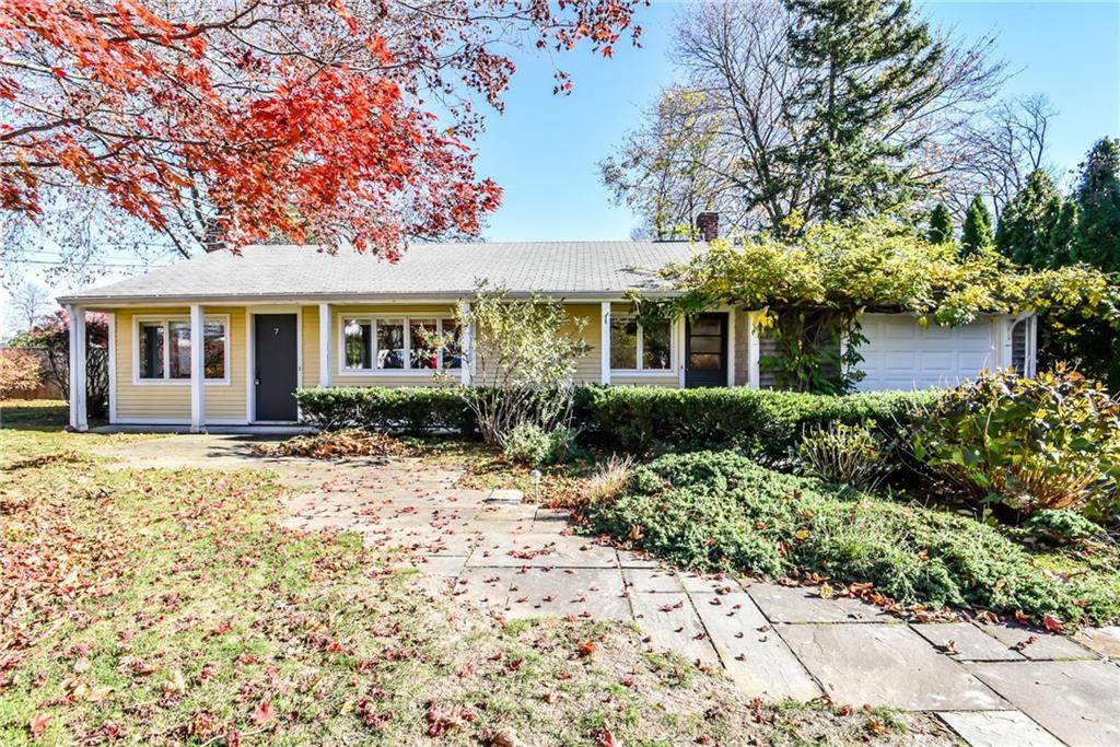 7 Crestview Drive - Photo 1