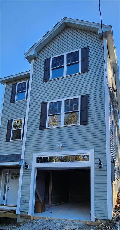 1464 Chalkstone Avenue - Photo 1