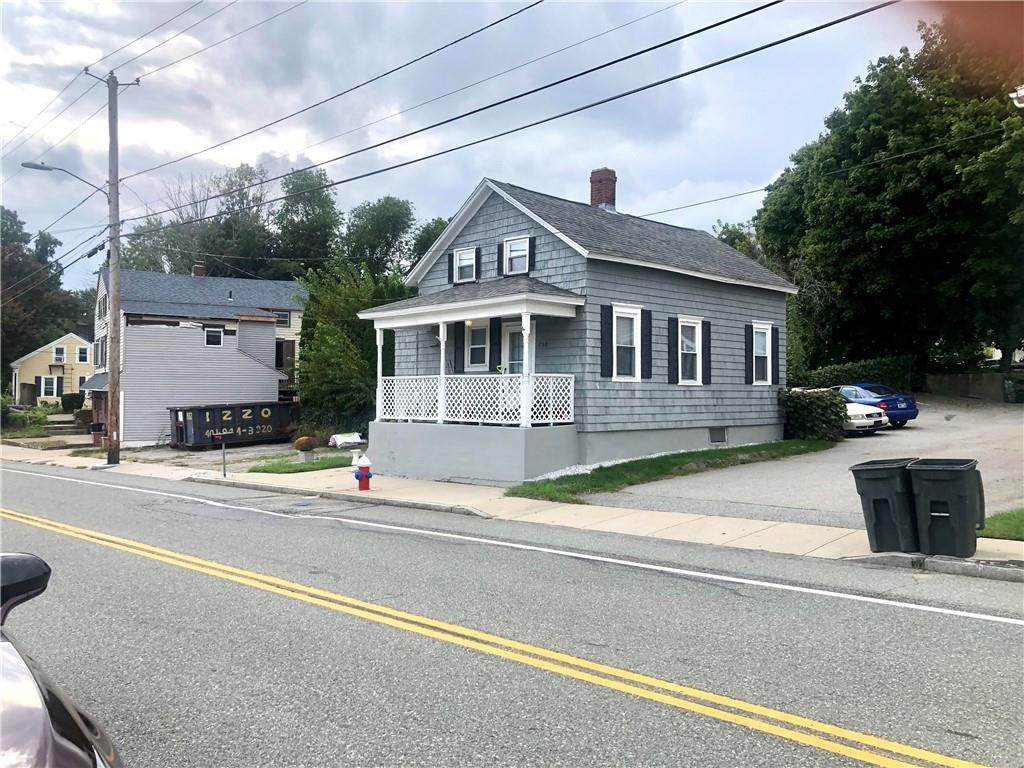 208 Simmonsville Avenue - Photo 1