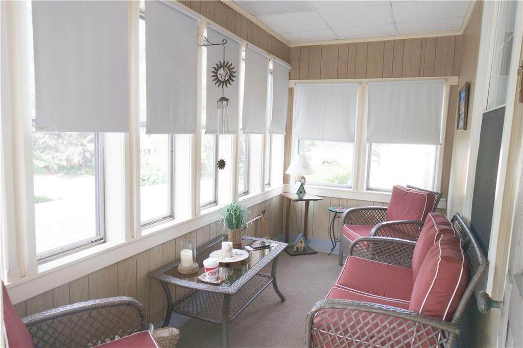971 Cass Avenue - Photo 1