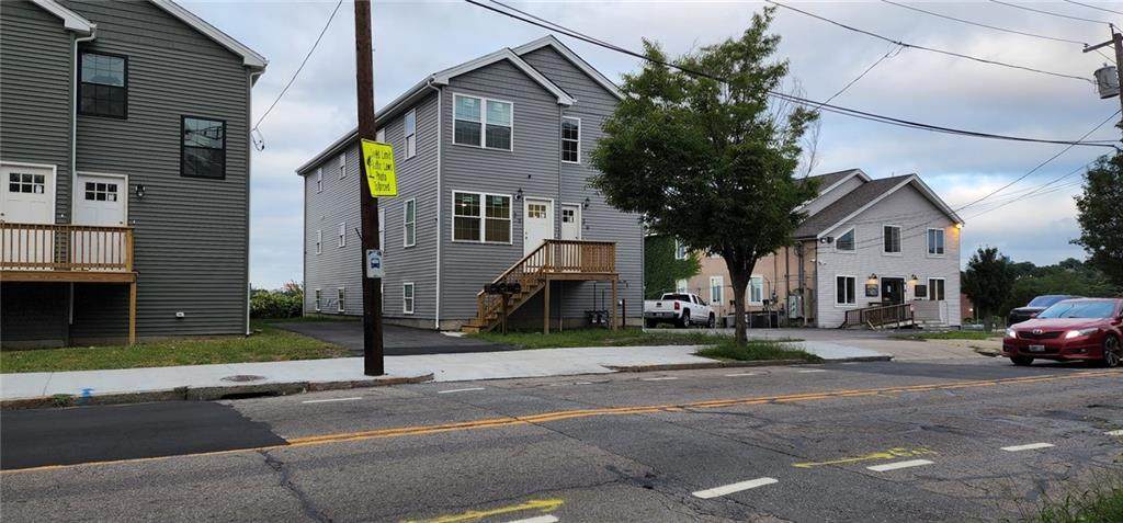 31 Douglas Avenue - Photo 1