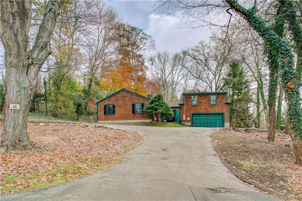 88 Harwood Road - Photo 1